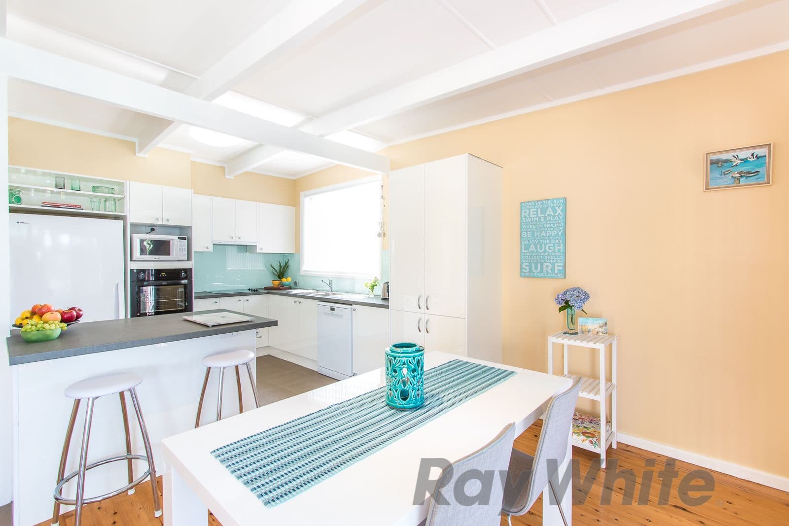 15 Morton Parade, Rankin Park - Thumbnail 2