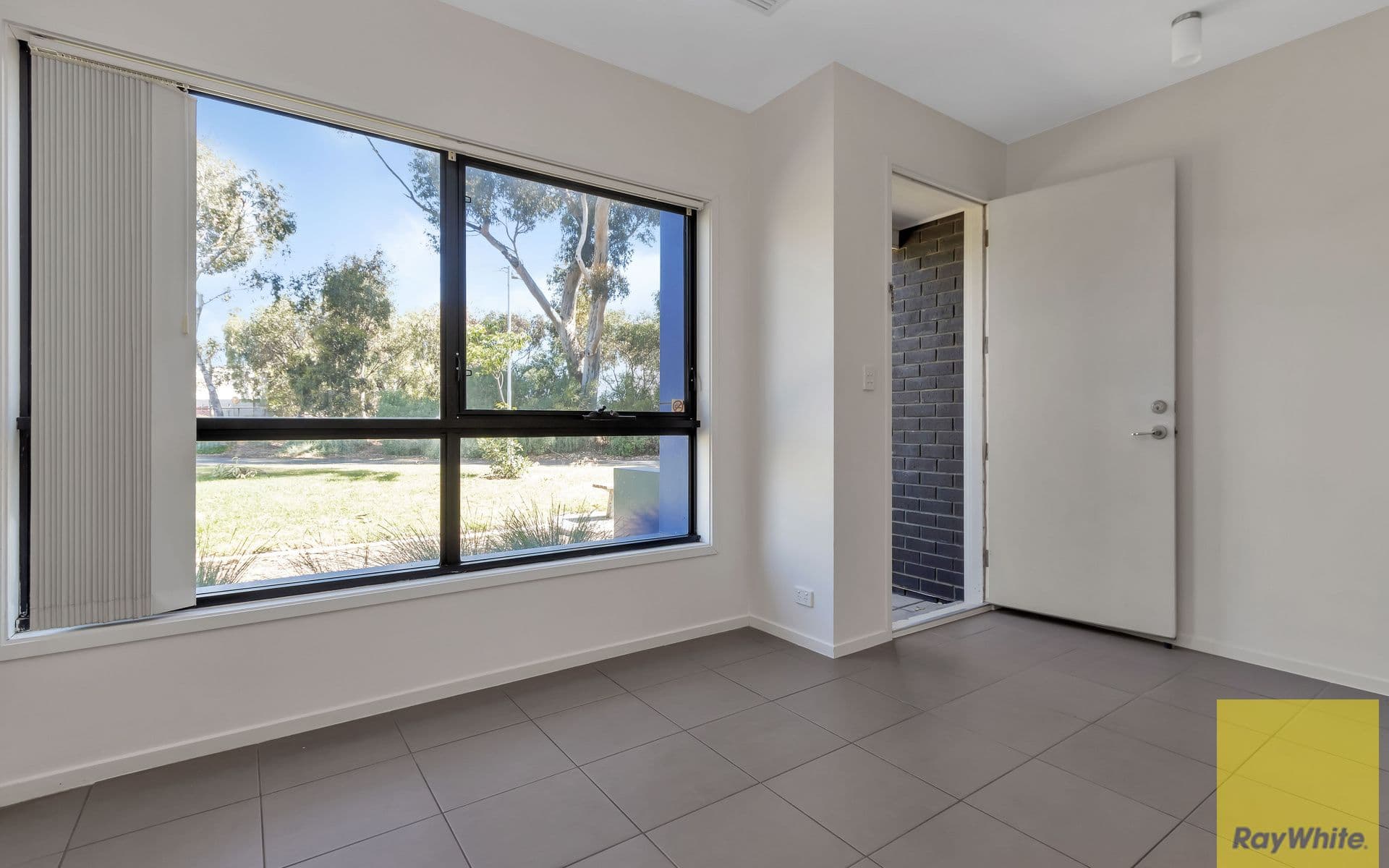21 Derby Lane, St Clair SA 5011, St Clair - Thumbnail 3