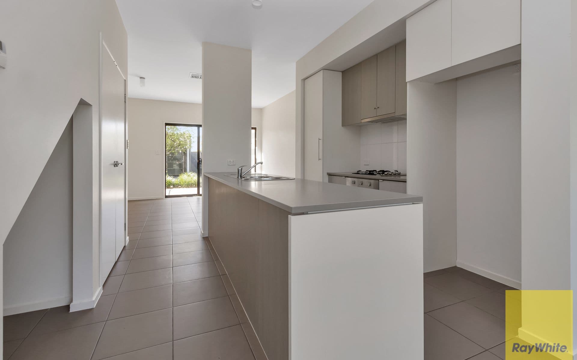 21 Derby Lane, St Clair SA 5011, St Clair - Thumbnail 5