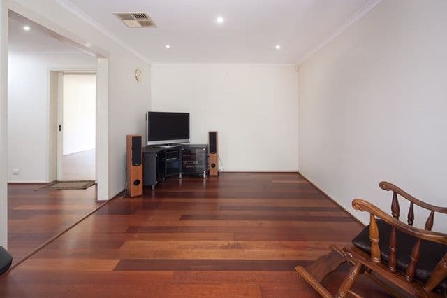 75 Remington Drive, Glen Waverley VIC 3150, Glen Waverley - Thumbnail 4