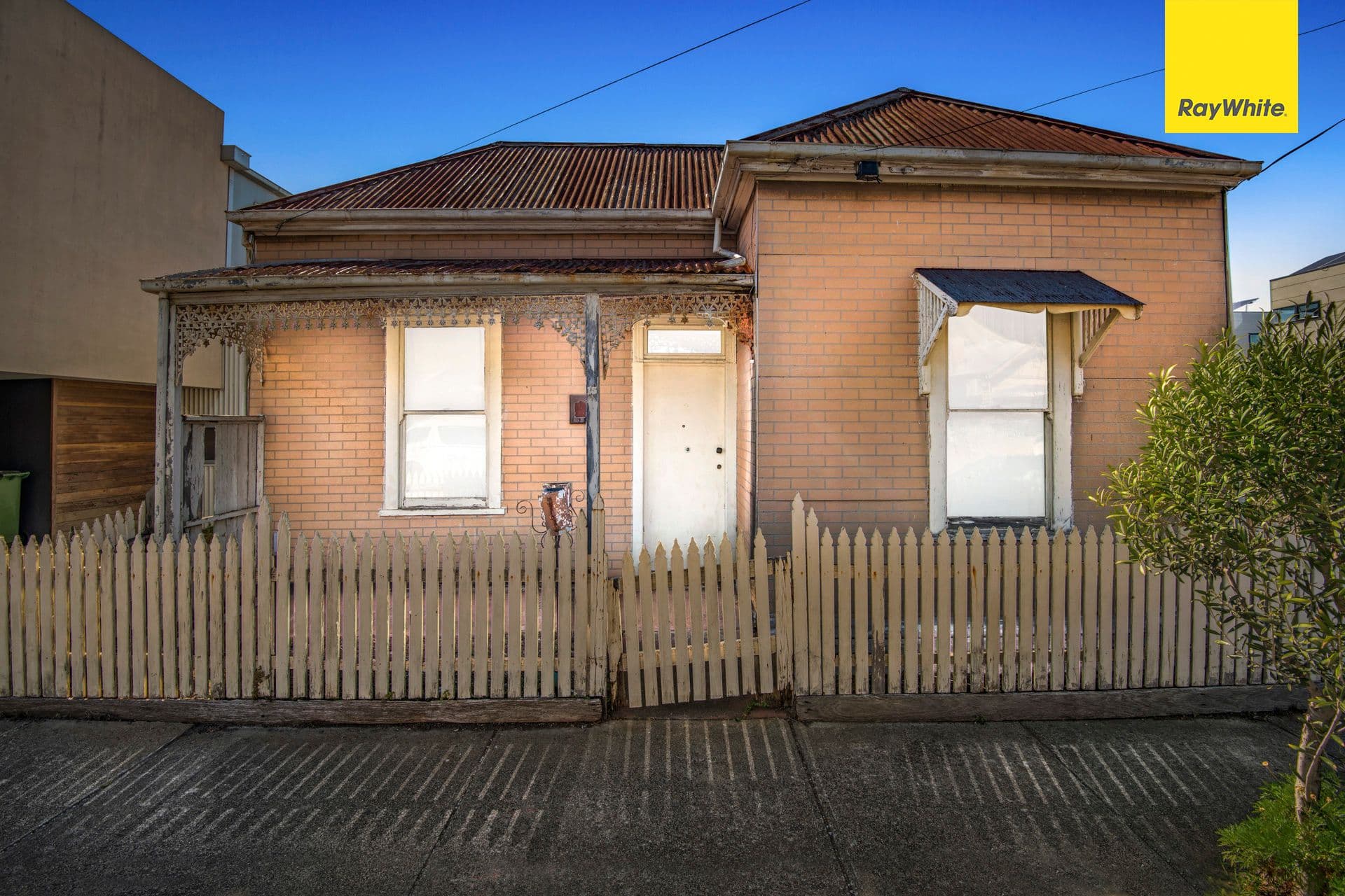 15 Macpherson Street, Footscray VIC 3011, Footscray - Thumbnail 2