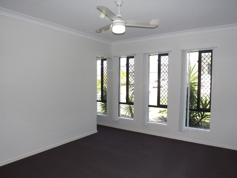37 Wolseley Way, Upper Coomera QLD 4209, Upper Coomera - Thumbnail 3