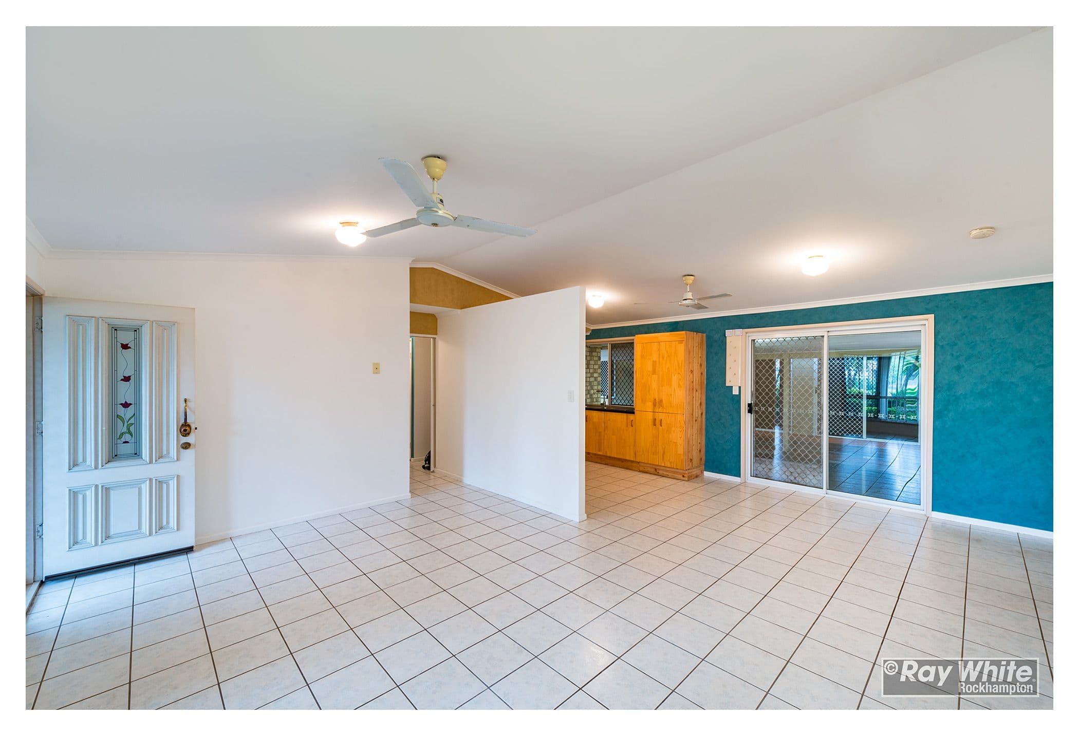 14 Ottaway Street, Norman Gardens QLD 4701, Norman Gardens - Thumbnail 2