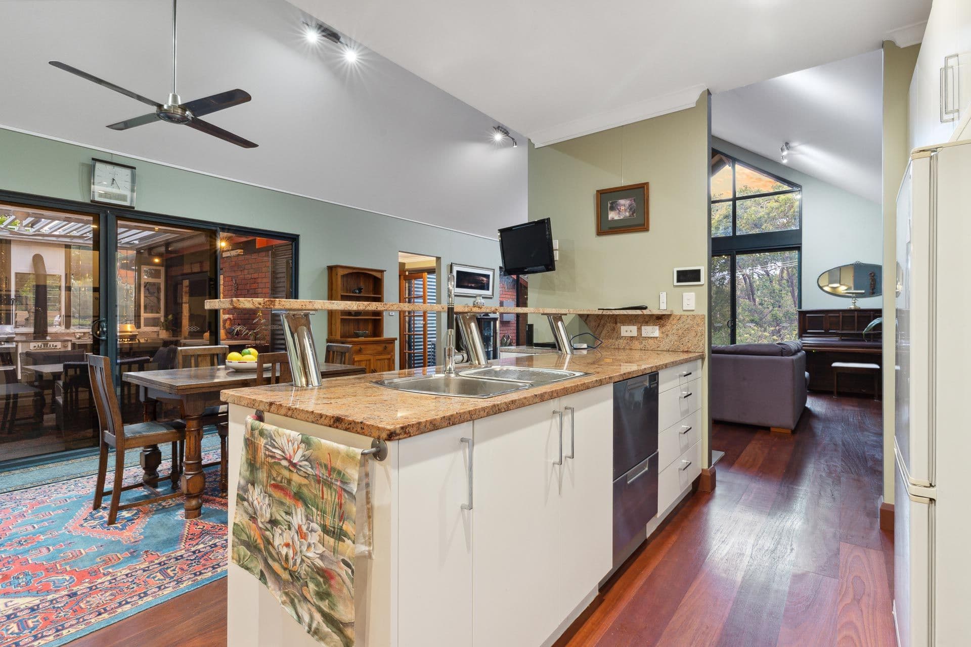 87 Spring Road, Kalamunda WA 6076, Kalamunda - Thumbnail 5