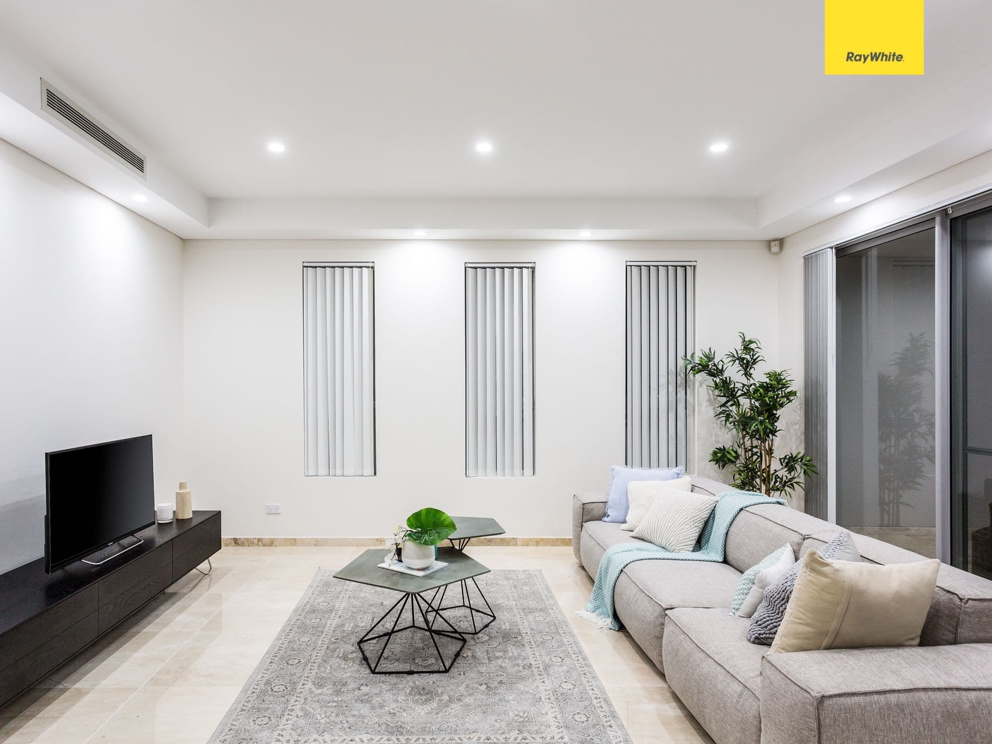 8 Edith Street, Hurstville - Thumbnail 4