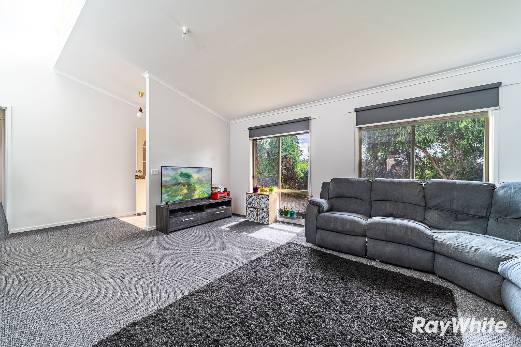 9 Akoonah Drive, Golden Square VIC 3555, Golden Square - Thumbnail 4