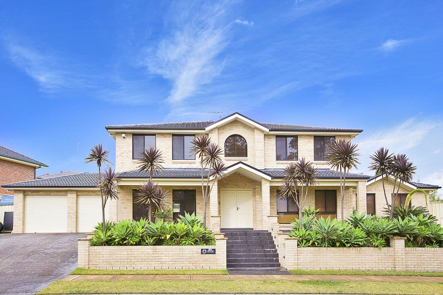 133 Ridgetop Drive, Glenmore Park - Image 1