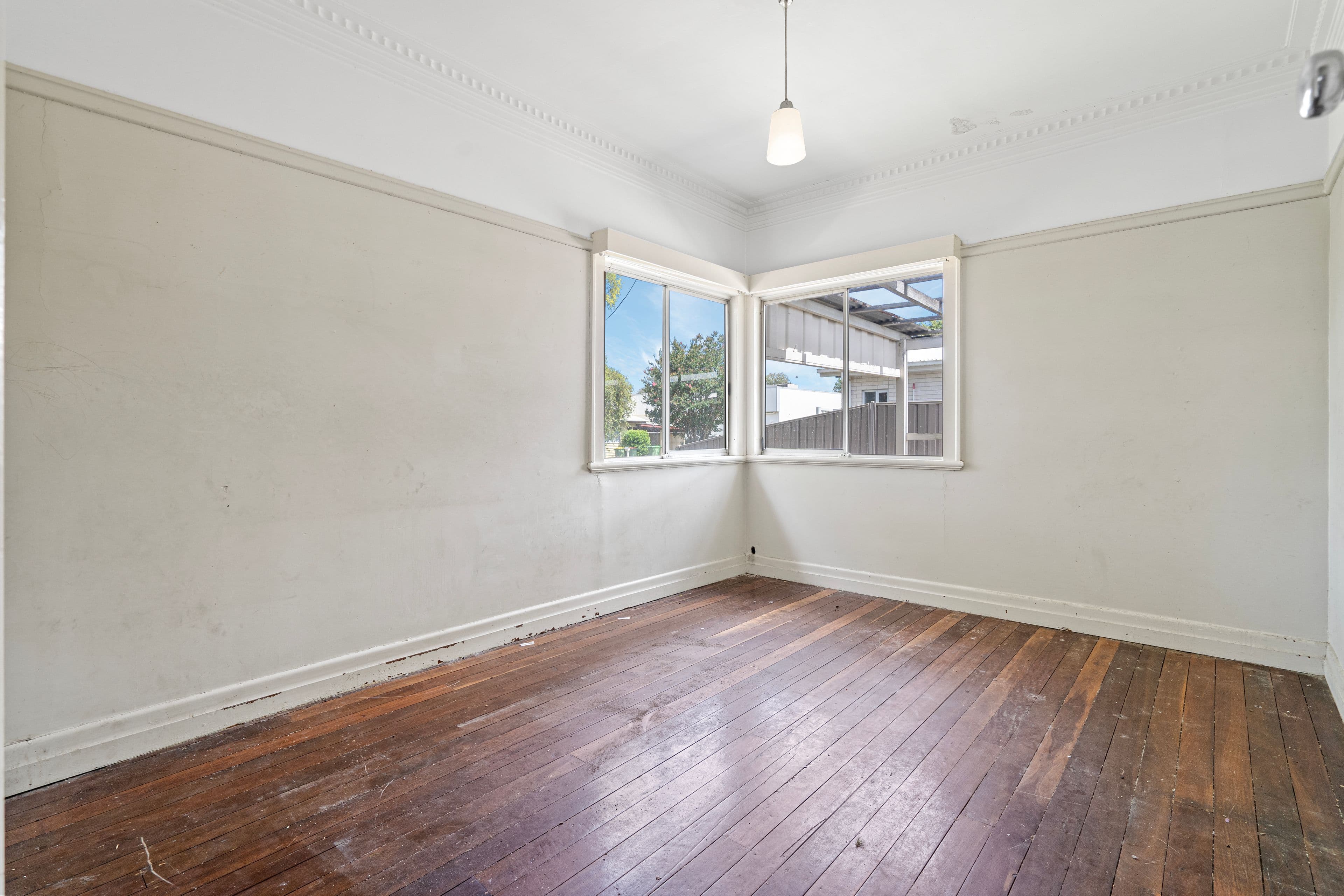 8 Wilkinson Street, Booval QLD 4304, Booval - Thumbnail 5