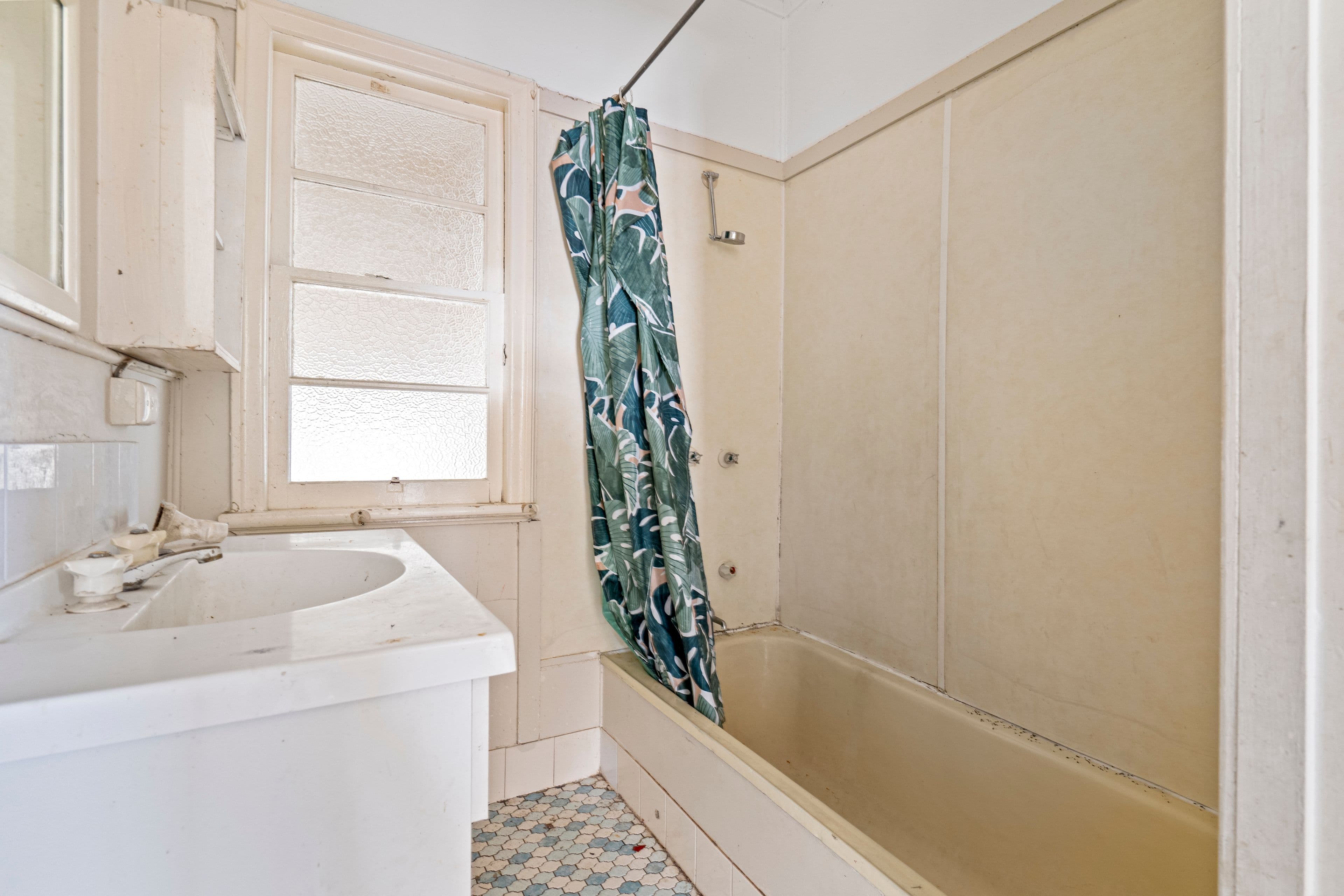 8 Wilkinson Street, Booval QLD 4304, Booval - Thumbnail 7