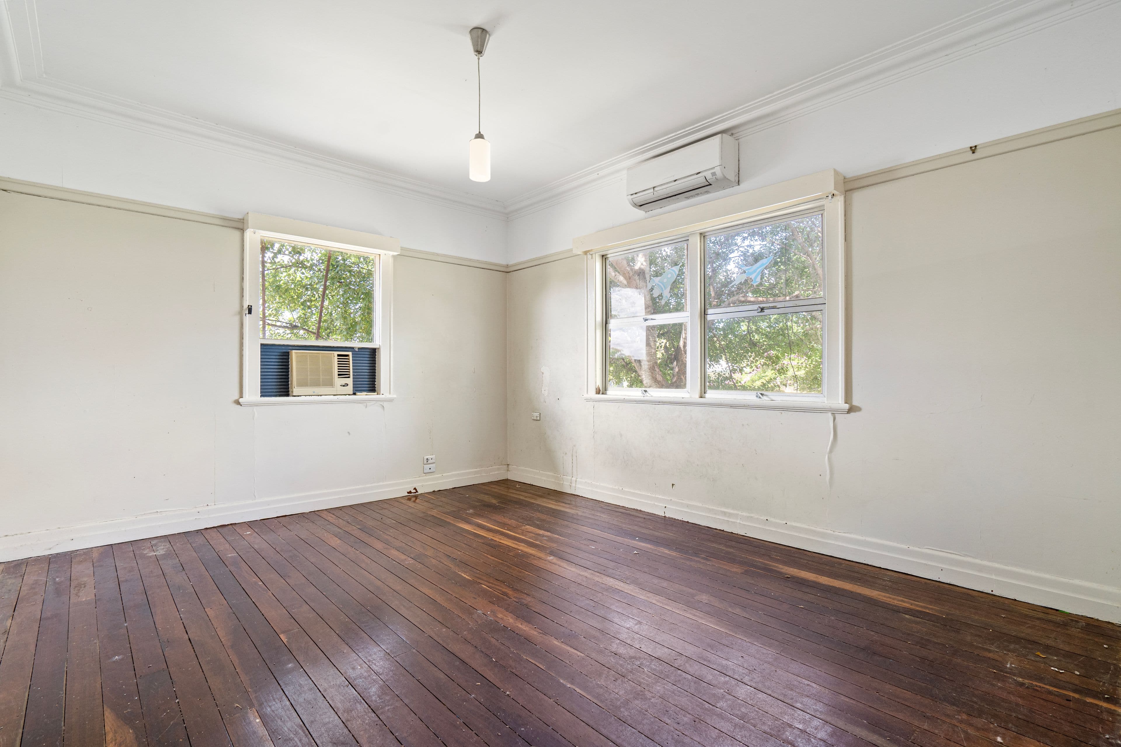 8 Wilkinson Street, Booval QLD 4304, Booval - Thumbnail 8