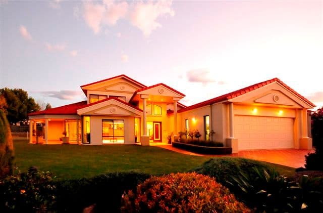 6 Spring Garden Court, MIDDLE RIDGE QLD 4350, Middle Ridge - Thumbnail 2