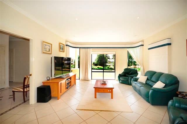 6 Spring Garden Court, MIDDLE RIDGE QLD 4350, Middle Ridge - Thumbnail 4