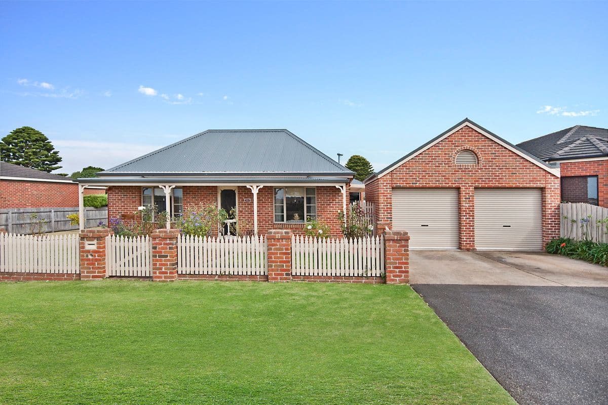 5 McVicar Street, Koroit VIC 3282, Koroit - Image 1