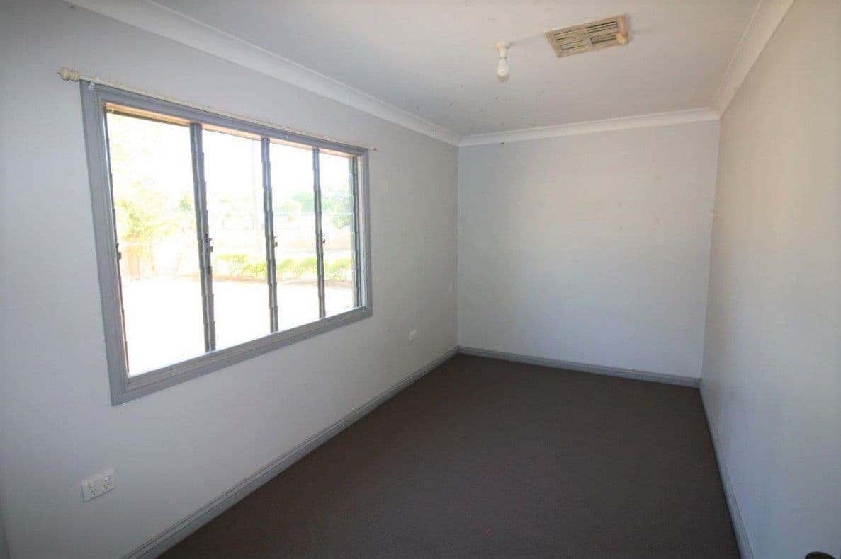 6 Craven Street, CHARTERS TOWERS CITY QLD 4820, Charters Towers City - Thumbnail 7