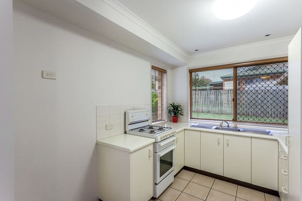 11 Honeysuckle Drive, Glenvale QLD 4350, Glenvale - Thumbnail 4