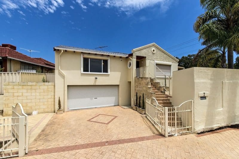 7 Kostas Close, HOCKING WA 6065, Hocking - Image 1