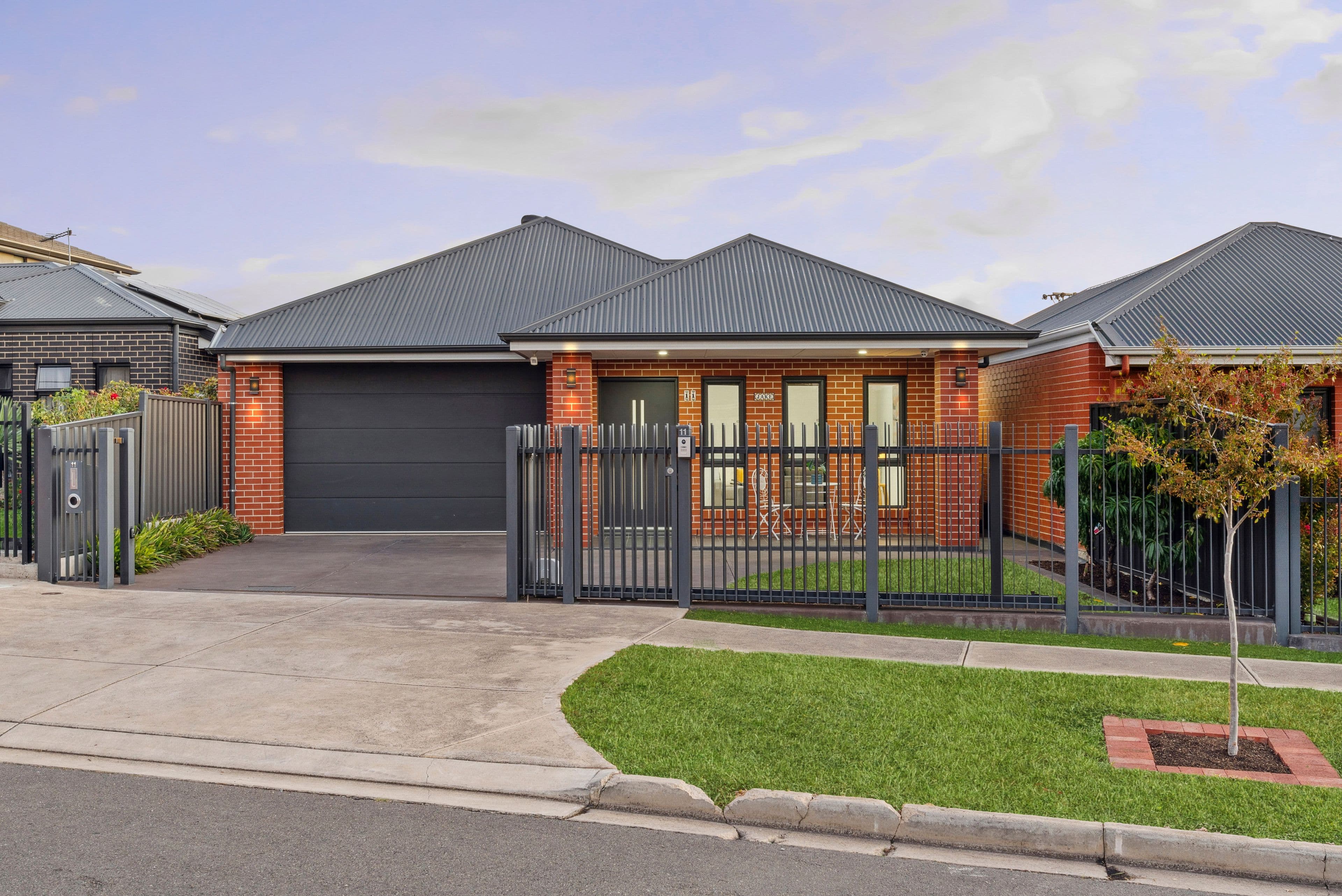 11 Alderney Avenue, Clearview SA 5085, Clearview - Thumbnail 2