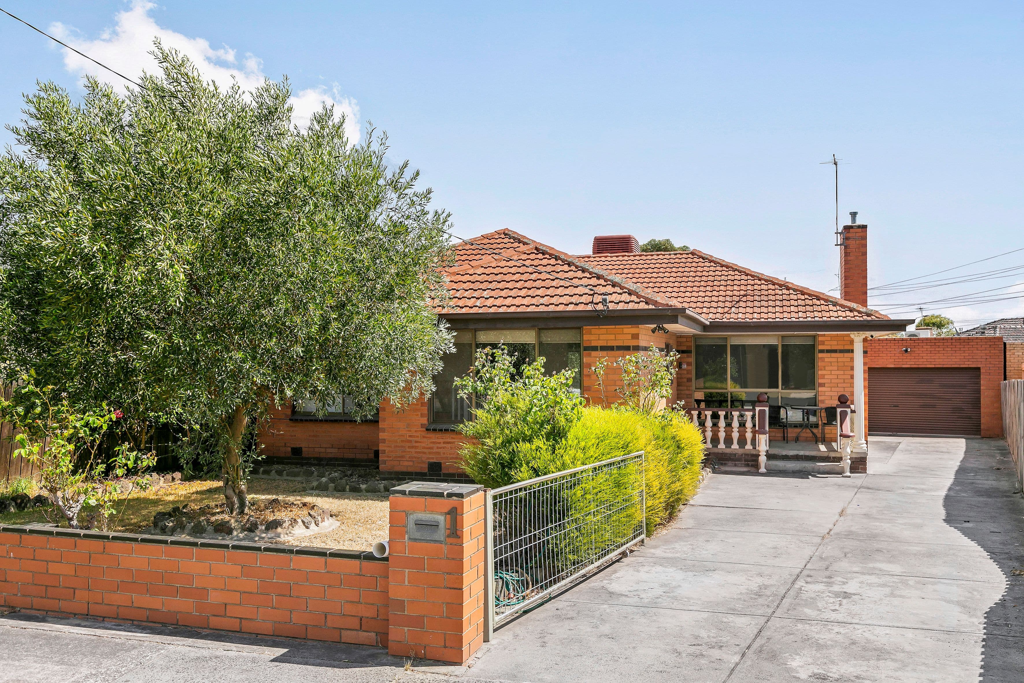 2 Zambesi Street, Riverhills QLD 4074, Riverhills - Image 1