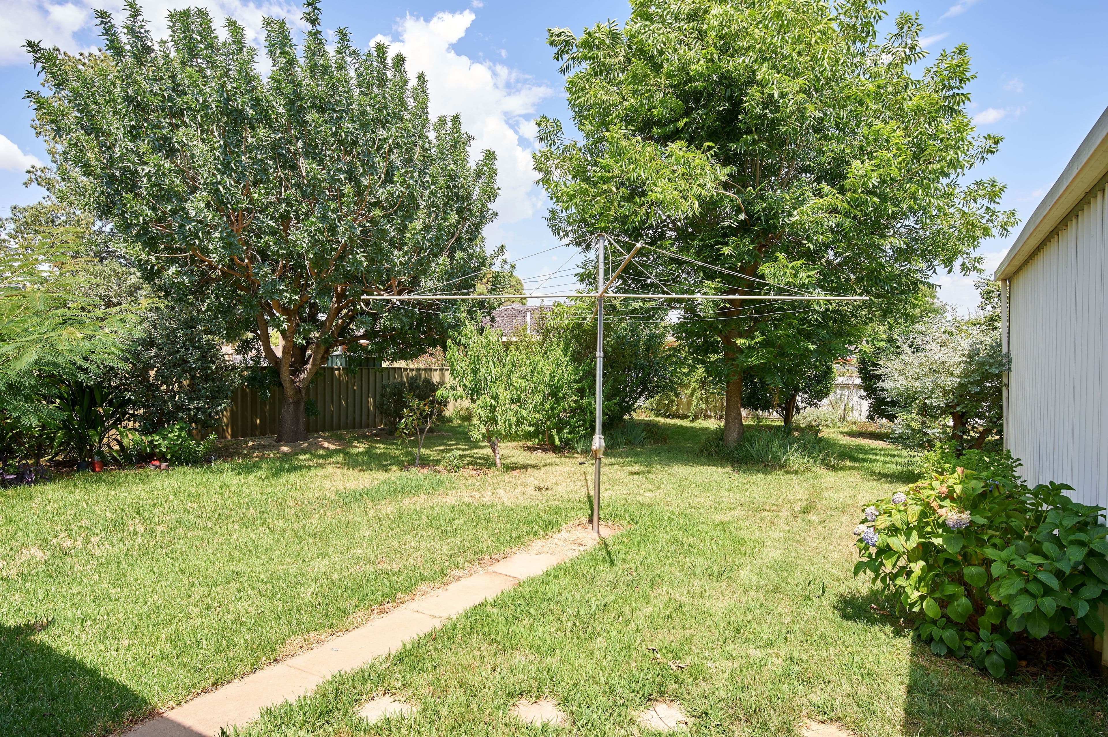274 Bourke Street, Tolland - Thumbnail 3