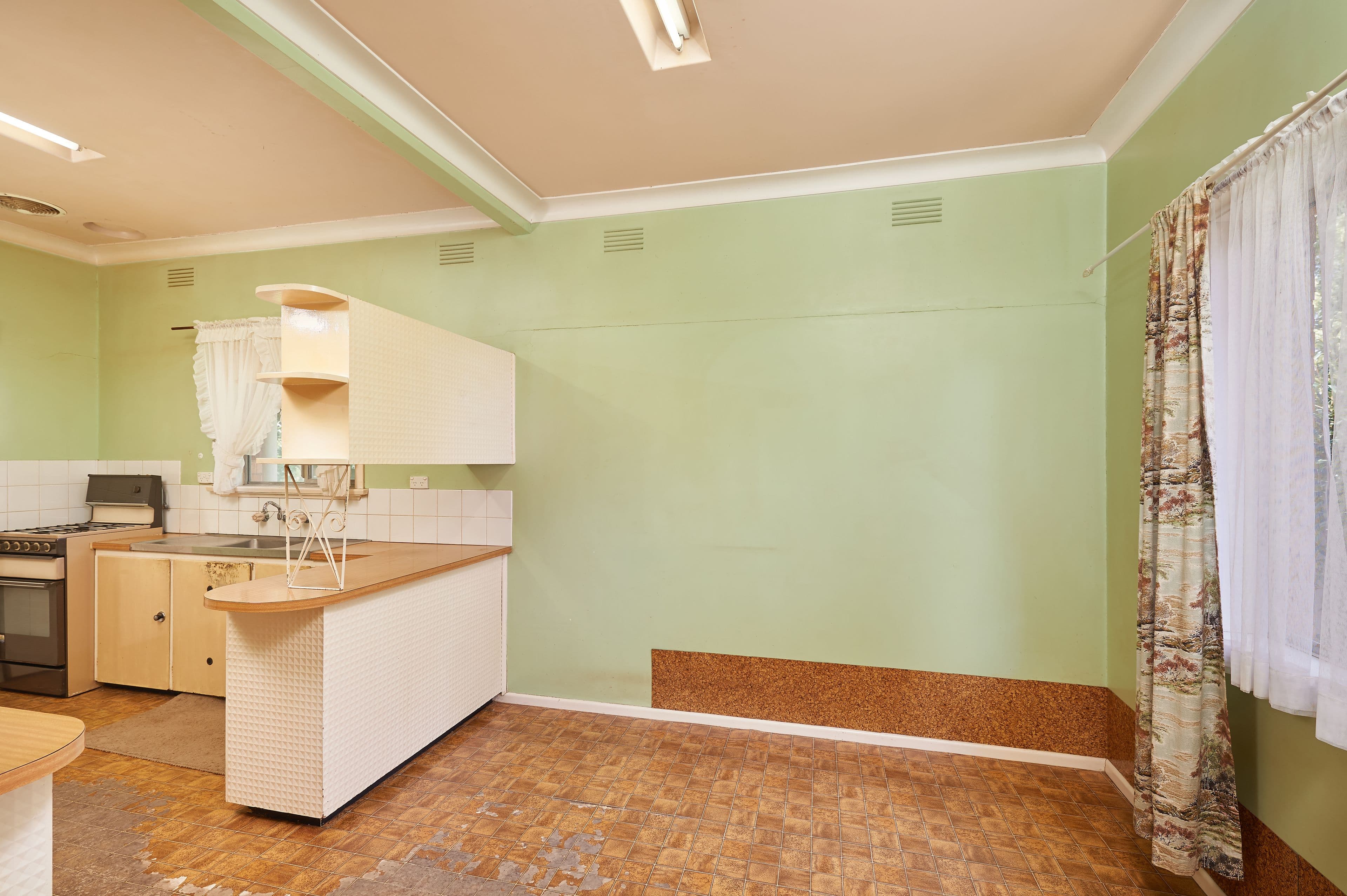 274 Bourke Street, Tolland - Thumbnail 6
