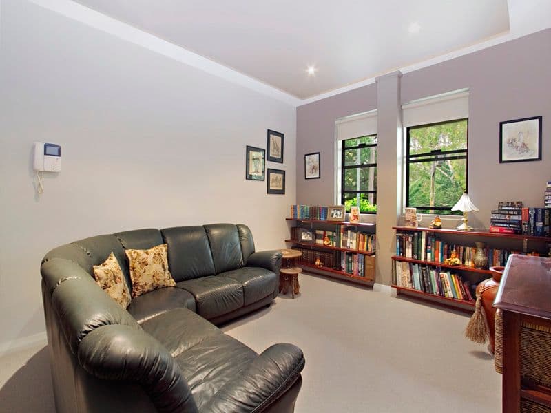 19 Tenth Avenue, OYSTER BAY NSW 2225, Oyster Bay - Thumbnail 5
