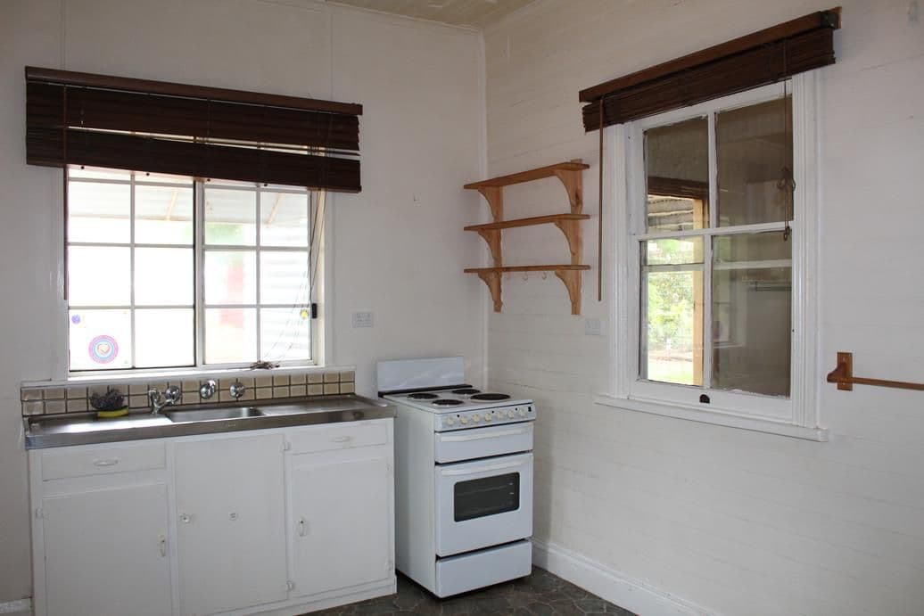 12 Dinoga Street, Bingara NSW 2404, Bingara - Thumbnail 4