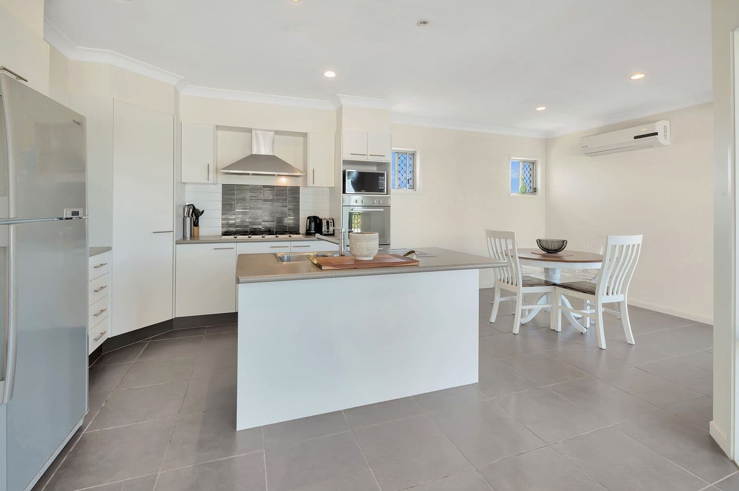 4 Picton Court, Upper Coomera QLD 4209, Upper Coomera - Thumbnail 5
