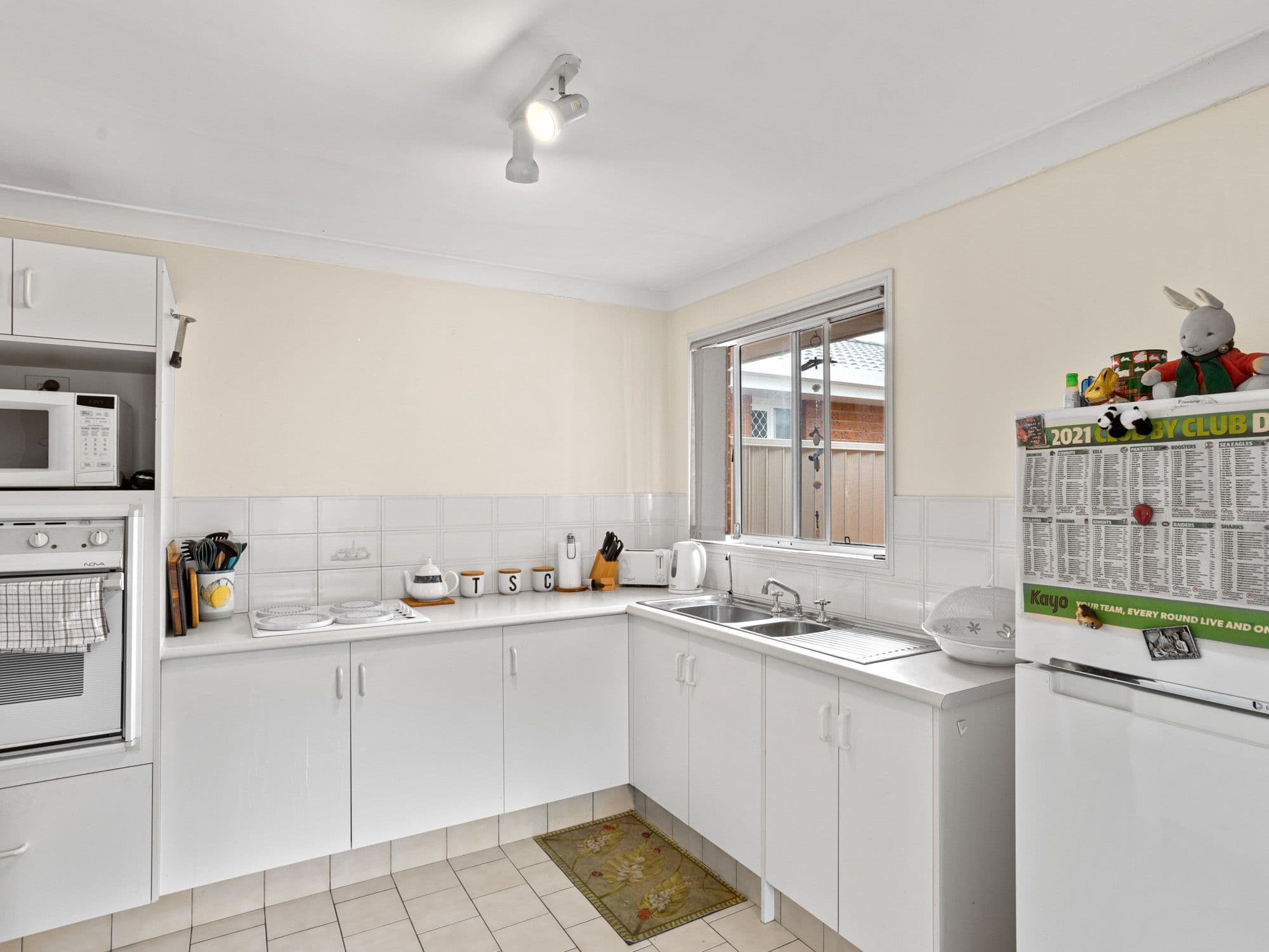 6 Clovelly Place, Labrador QLD 4215, Labrador - Thumbnail 6