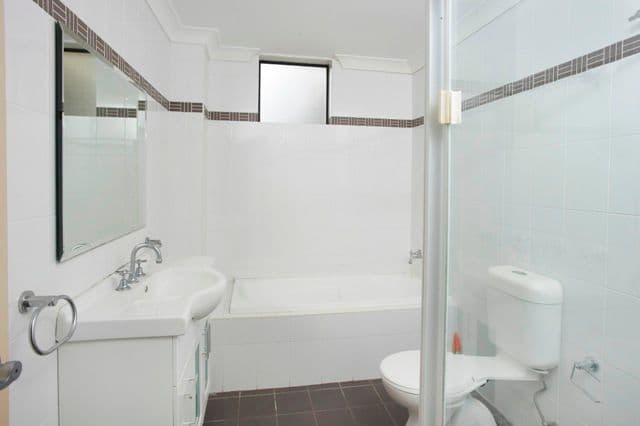 2-4 Reid Avenue, WESTMEAD NSW 2145, Westmead - Thumbnail 4