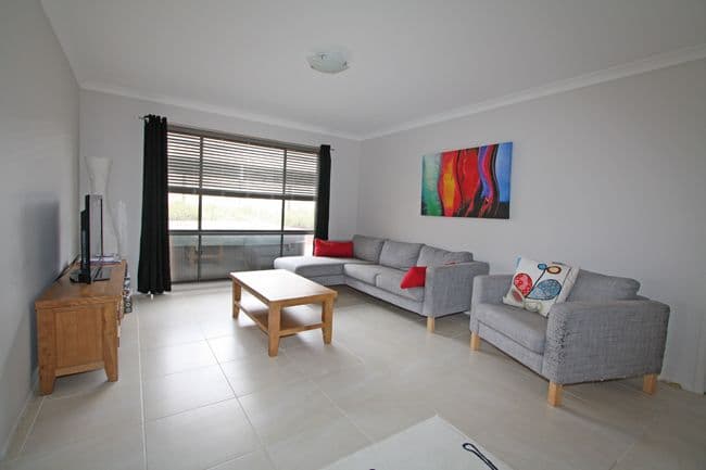 26 Eyre Street, BUNGENDORE NSW 2621, Bungendore - Thumbnail 2