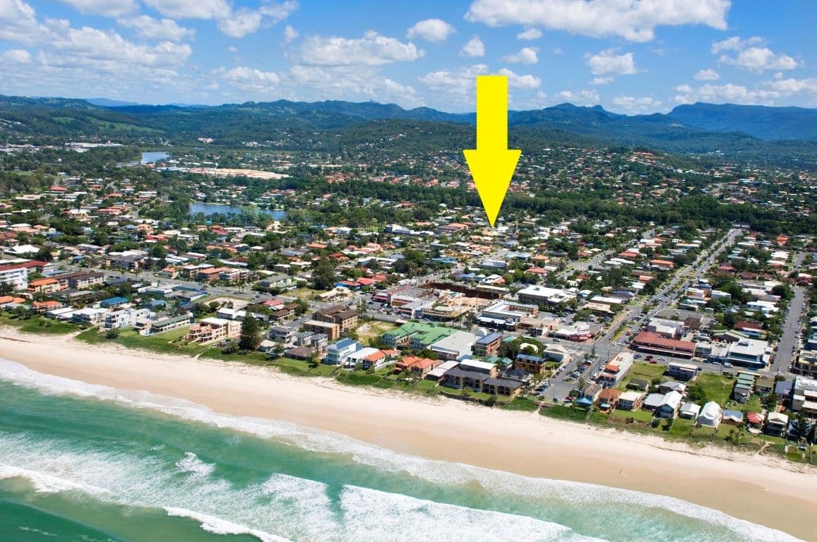 6 Morotai Avenue, Palm Beach QLD 4221, Palm Beach - Thumbnail 2