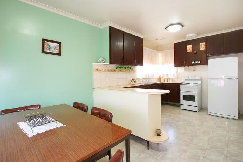 22 Gainsborough Road, MENTONE VIC 3194, Mentone - Thumbnail 2