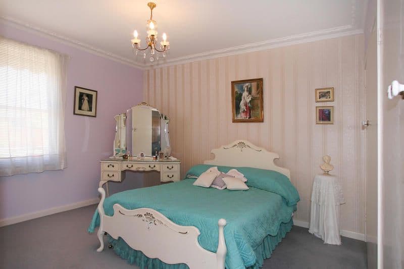 22 Gainsborough Road, MENTONE VIC 3194, Mentone - Thumbnail 4