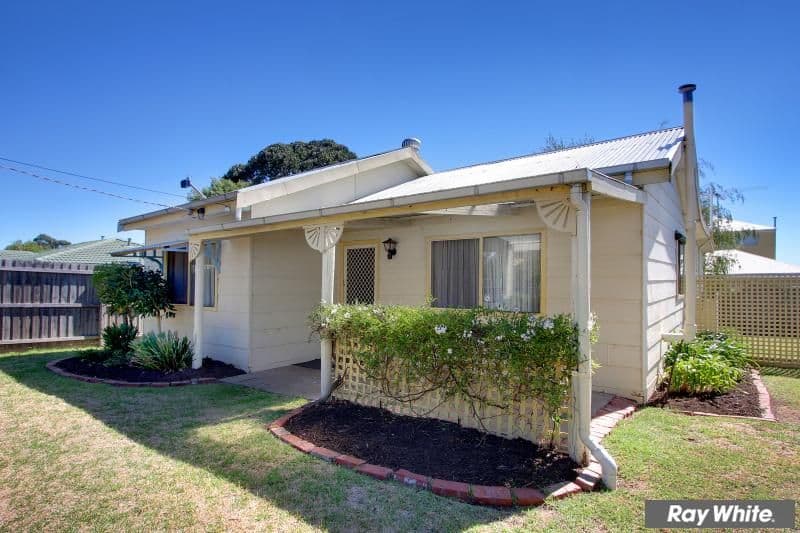 55 Alameda Avenue, MORNINGTON VIC 3931, Mornington - Image 1