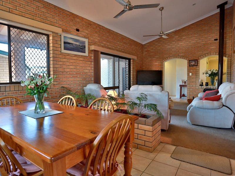 18 Ardcarn Street, BRACKEN RIDGE QLD 4017, Bracken Ridge - Thumbnail 3