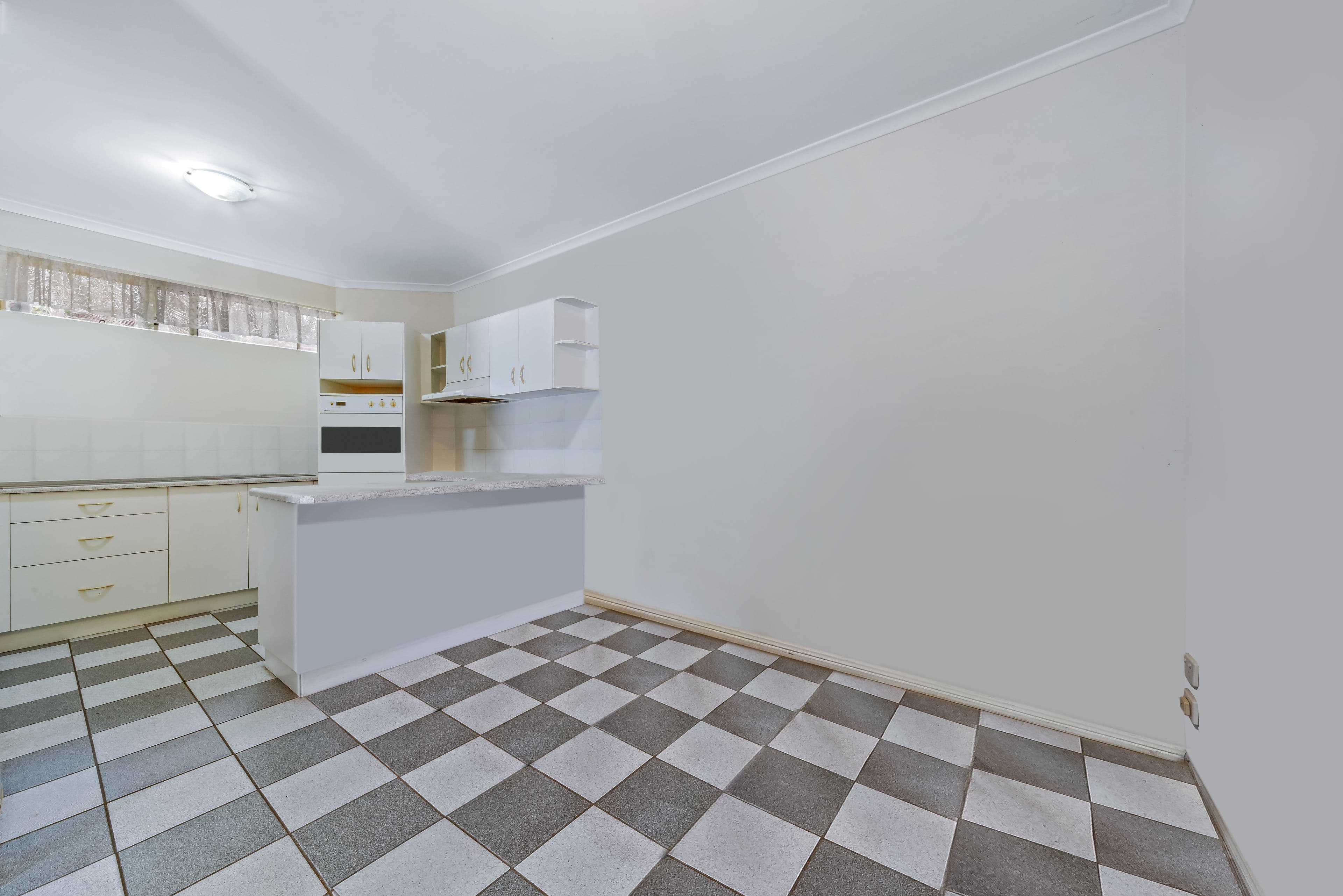 33 Sandpiper Crescent, Jubilee Pocket QLD 4802, Jubilee Pocket - Thumbnail 5