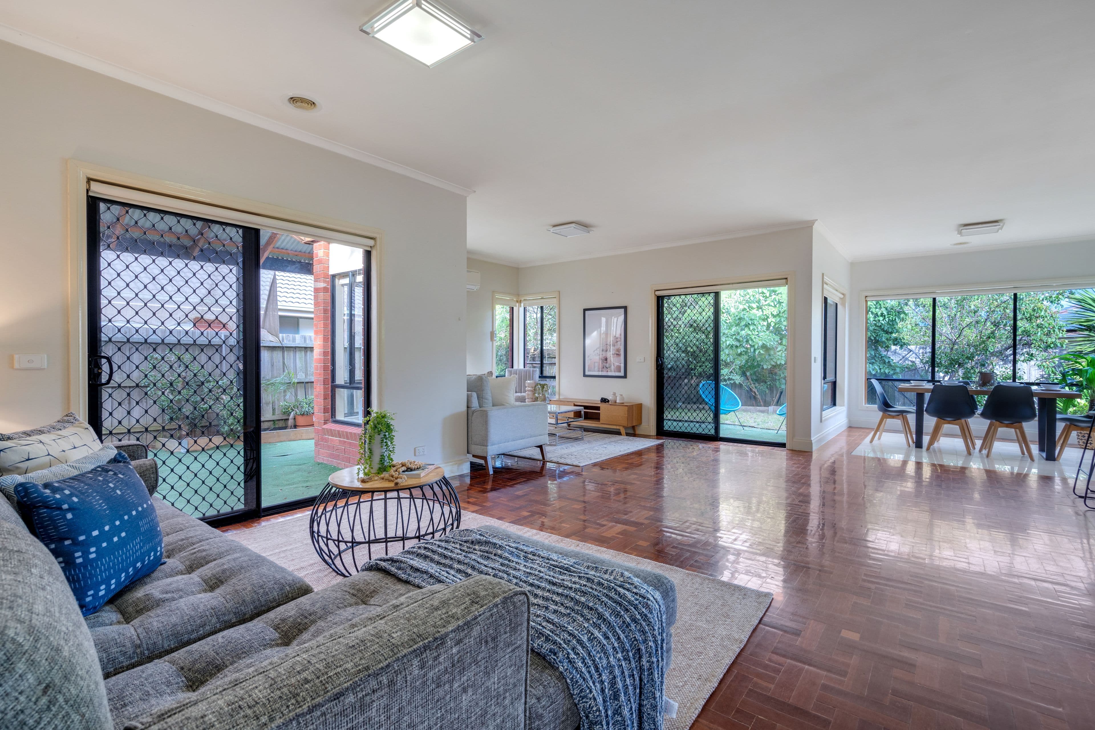 42 Exmouth Road, Craigieburn VIC 3064, Craigieburn - Thumbnail 3