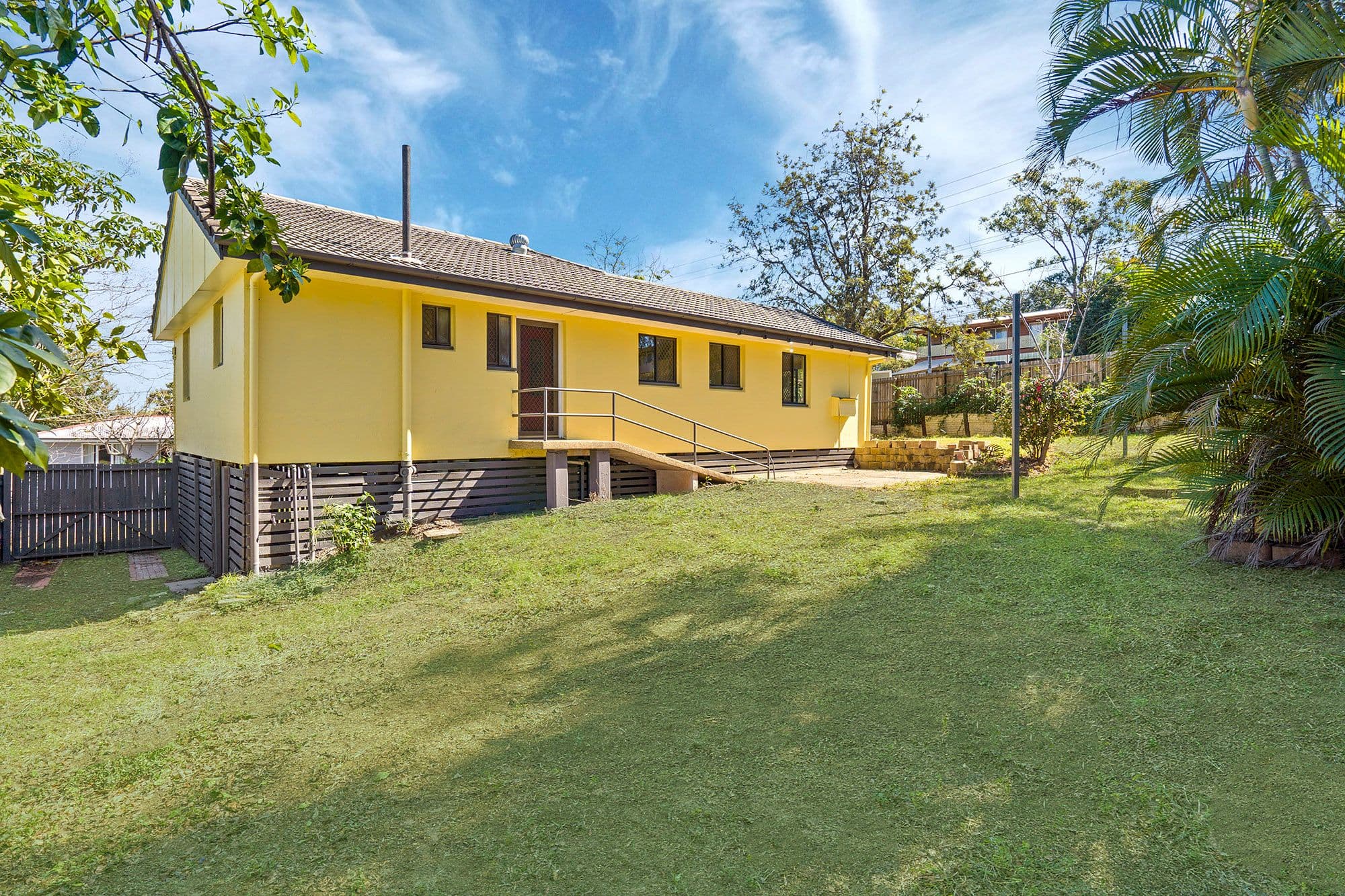 66 Smith Road, Woodridge QLD 4114, Woodridge - Thumbnail 2