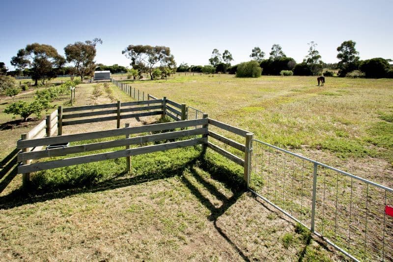 90 Cozens Road, LARA VIC 3212, Lara - Image 1