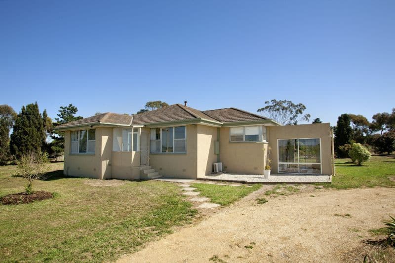 90 Cozens Road, LARA VIC 3212, Lara - Thumbnail 2