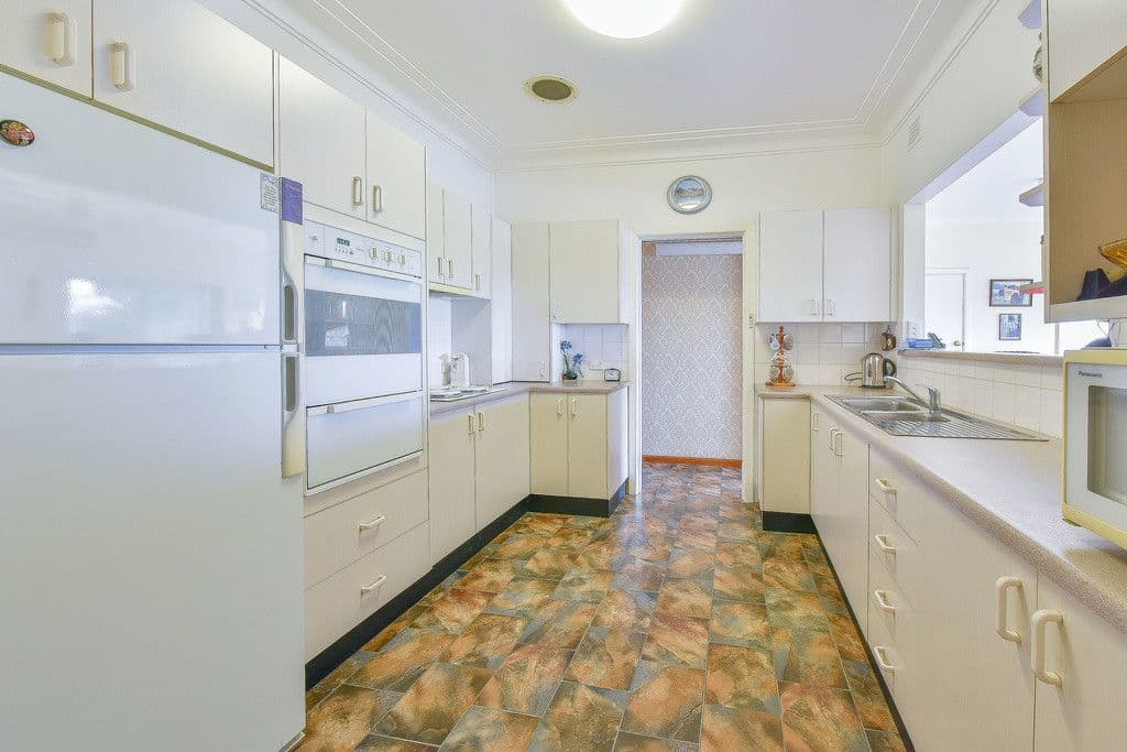 12 William Avenue, Camden NSW 2570, Camden - Thumbnail 4