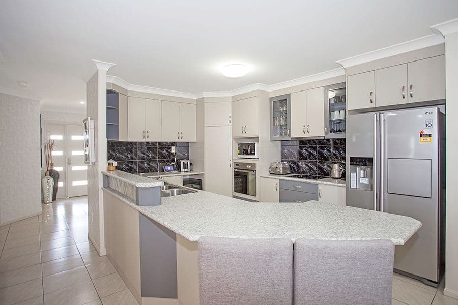 35 Gingham Street, Glenella QLD 4740, Glenella - Thumbnail 3
