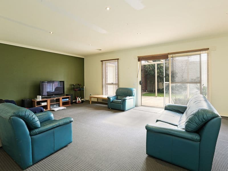 25 Parkwood Drive, HIGHTON VIC 3216, Highton - Thumbnail 3