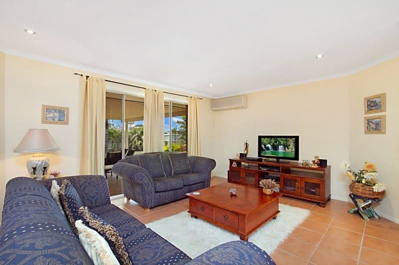 2 Perak Court, TANAH MERAH QLD 4128, Tanah Merah - Thumbnail 2