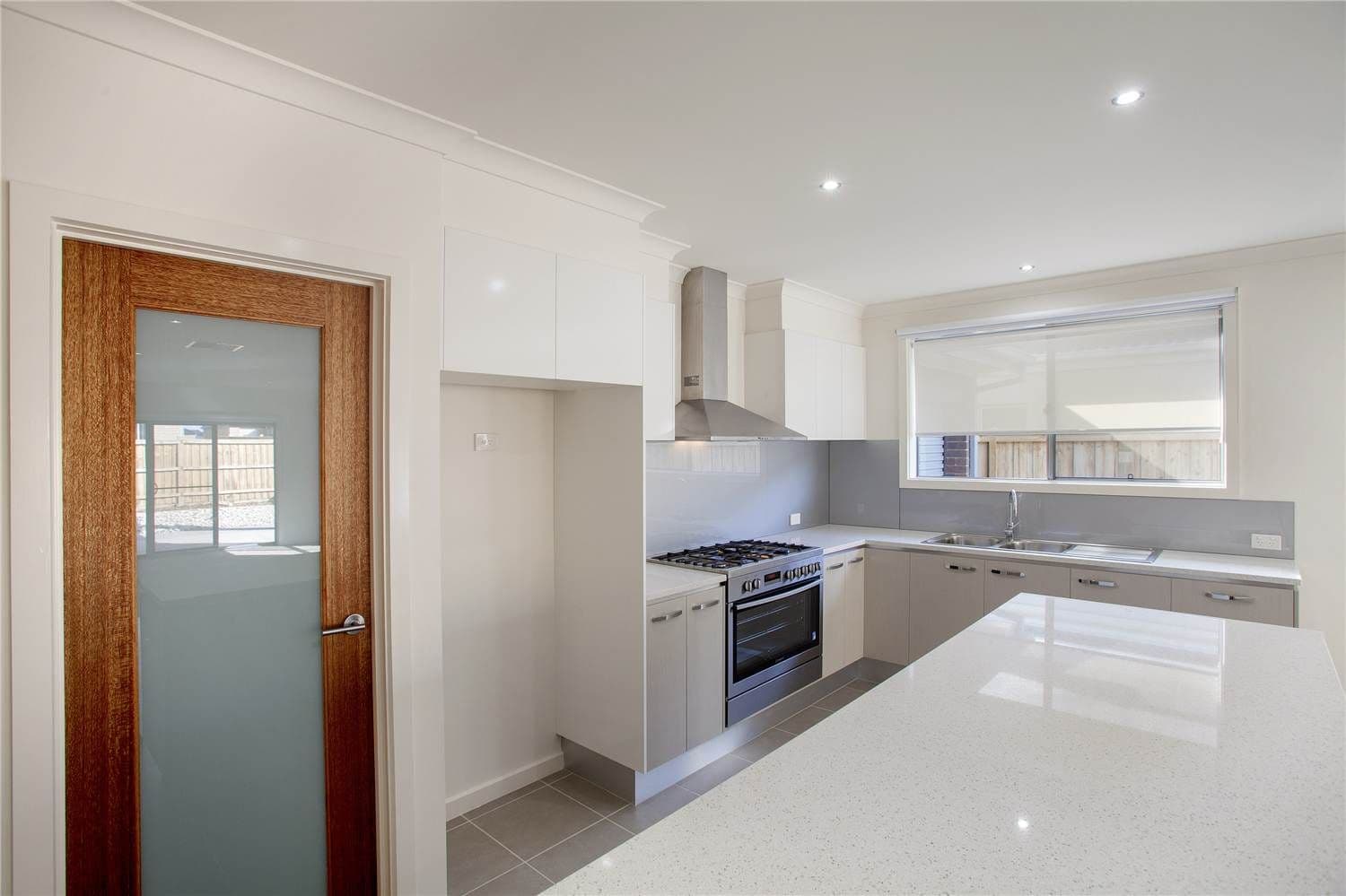 35 Creekside Drive, DRYSDALE VIC 3222, Drysdale - Thumbnail 2