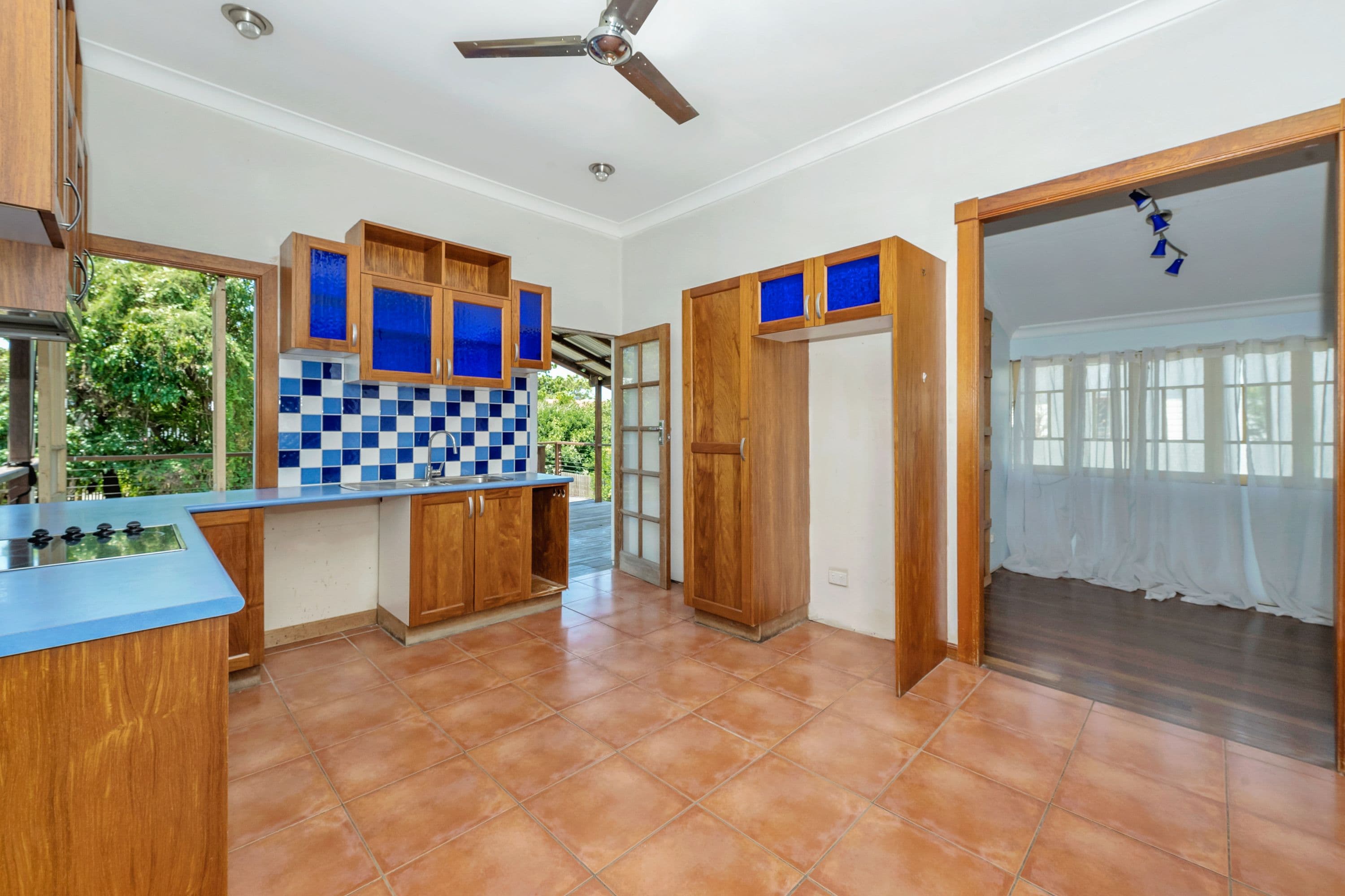 33 Hughes Street, Hermit Park QLD 4812, Hermit Park - Thumbnail 3