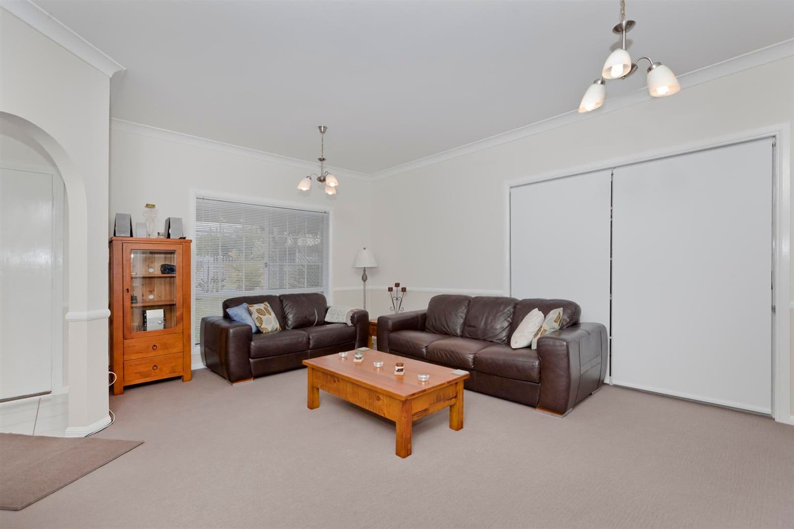 14 Blue Grass Crescent, EIGHT MILE PLAINS QLD 4113, Eight Mile Plains - Thumbnail 3