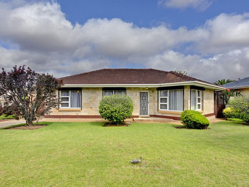 18 Somerfield Avenue, Reynella - Image 1