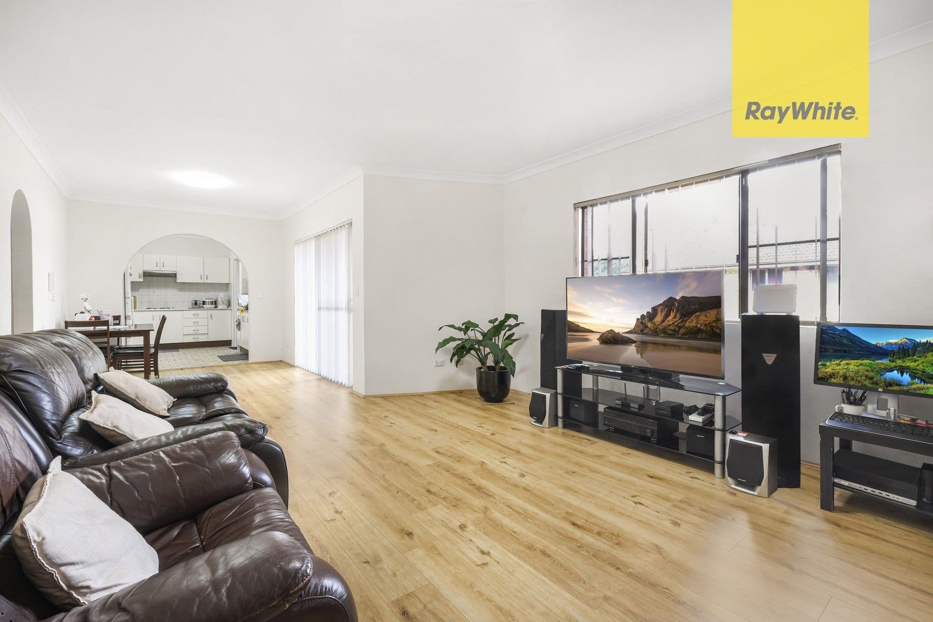 33 Queens Road, Westmead NSW 2145, Westmead - Thumbnail 2