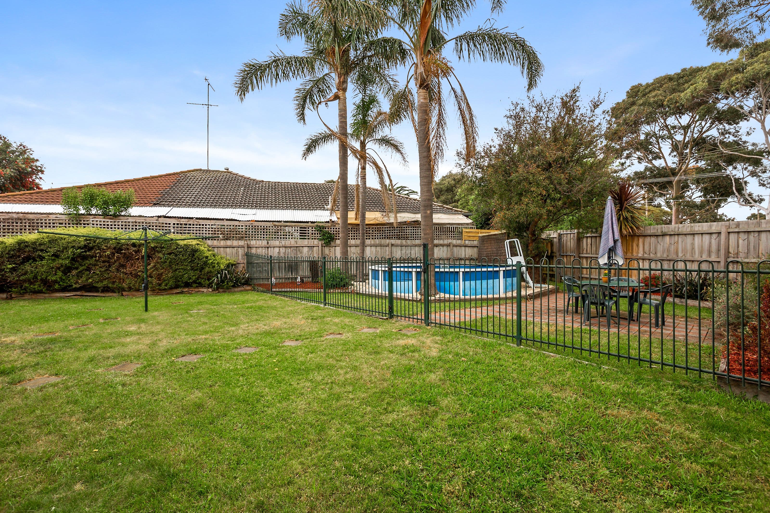 11 Cressonierre Court, Hallam VIC 3803, Hallam - Thumbnail 2